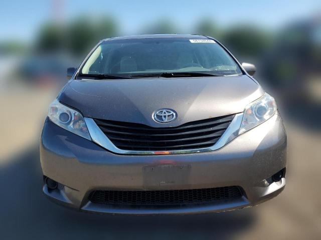 Photo 4 VIN: 5TDJK3DC3DS066761 - TOYOTA SIENNA LE 