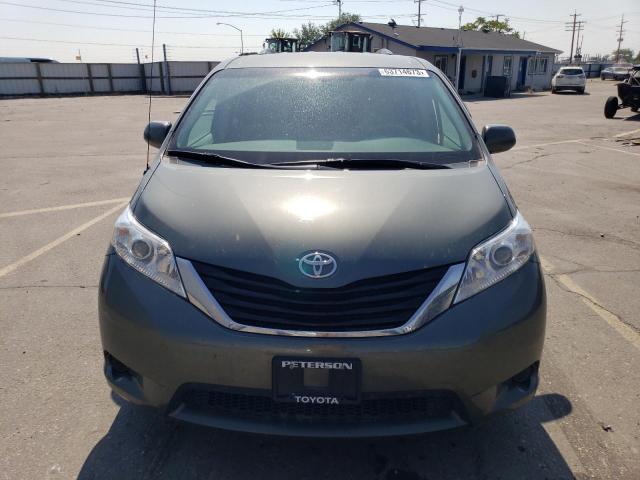 Photo 4 VIN: 5TDJK3DC3DS069577 - TOYOTA SIENNA LE 