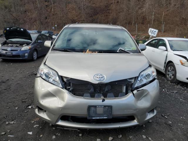 Photo 4 VIN: 5TDJK3DC3FS126945 - TOYOTA SIENNA LE 