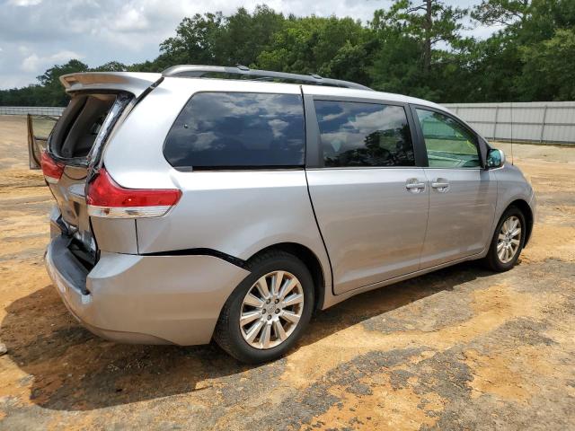 Photo 2 VIN: 5TDJK3DC4CS043276 - TOYOTA SIENNA LE 