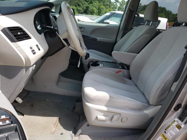 Photo 6 VIN: 5TDJK3DC4CS043276 - TOYOTA SIENNA LE 