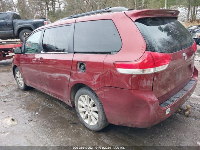 Photo 5 VIN: 5TDJK3DC4CS047215 - TOYOTA SIENNA 