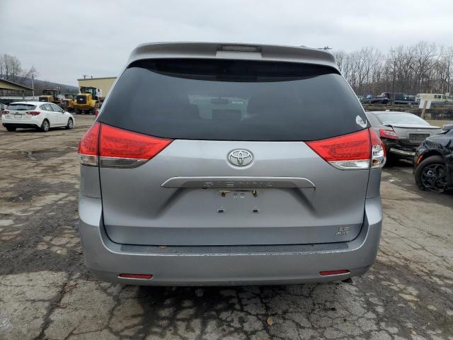 Photo 5 VIN: 5TDJK3DC4DS065392 - TOYOTA SIENNA LE 