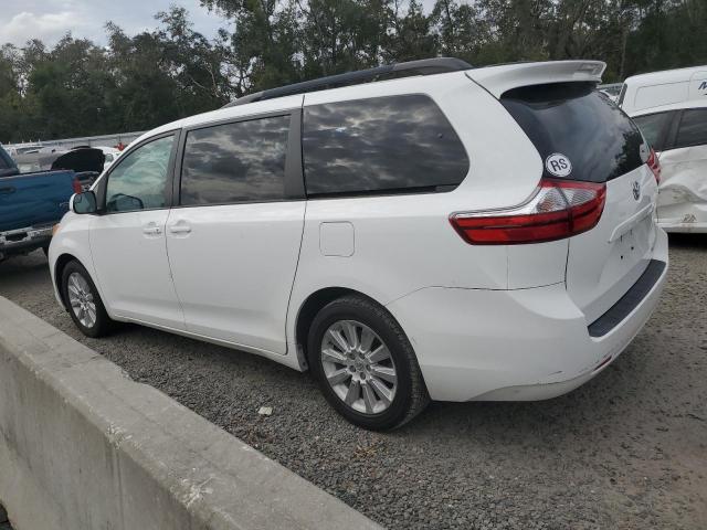 Photo 1 VIN: 5TDJK3DC4FS116117 - TOYOTA SIENNA LE 