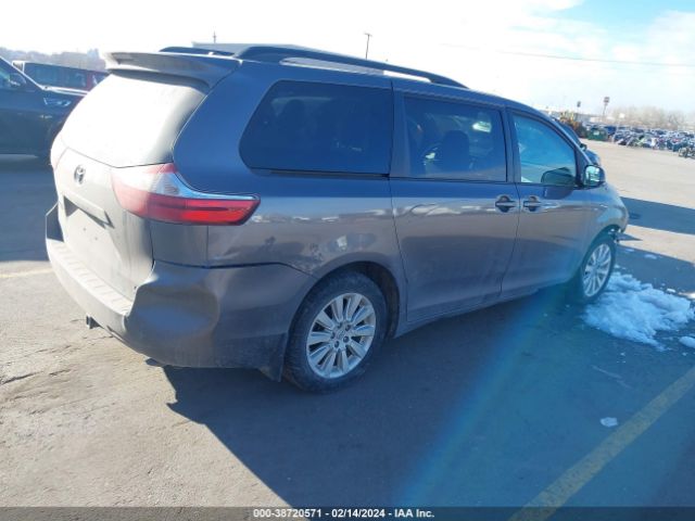 Photo 3 VIN: 5TDJK3DC4GS141018 - TOYOTA SIENNA 