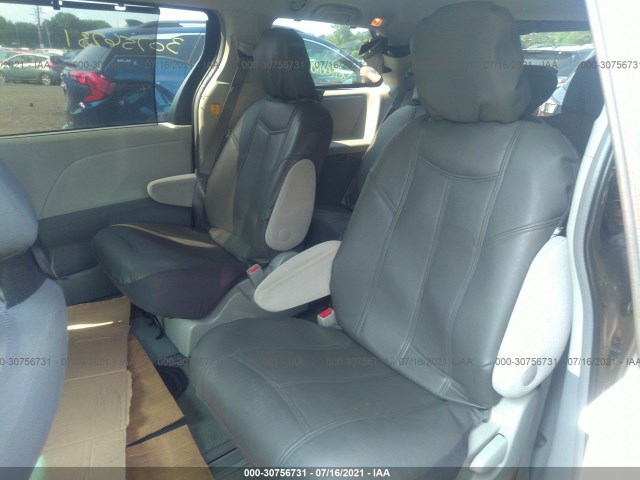 Photo 7 VIN: 5TDJK3DC5BS026341 - TOYOTA SIENNA 