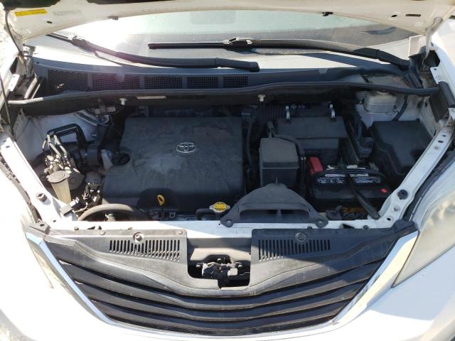 Photo 11 VIN: 5TDJK3DC5BS028025 - TOYOTA SIENNA LE 