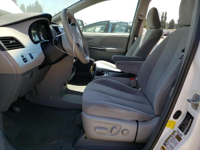 Photo 6 VIN: 5TDJK3DC5BS028025 - TOYOTA SIENNA LE 