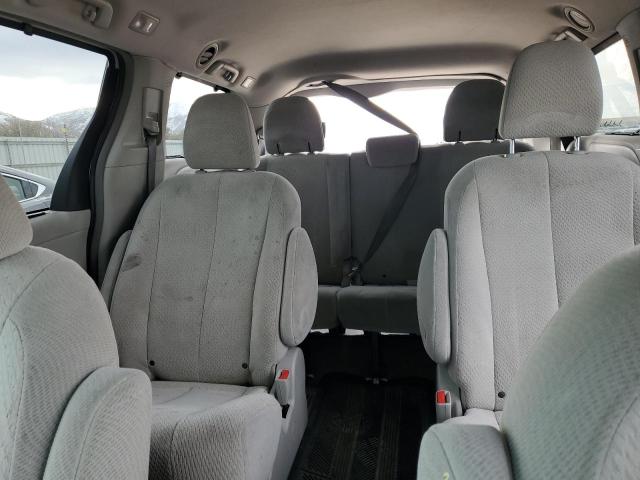 Photo 9 VIN: 5TDJK3DC5CS048485 - TOYOTA SIENNA LE 