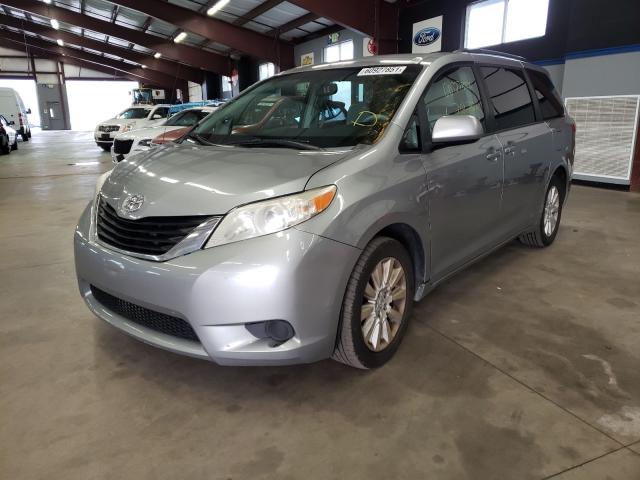 Photo 1 VIN: 5TDJK3DC5DS050982 - TOYOTA SIENNA LE 