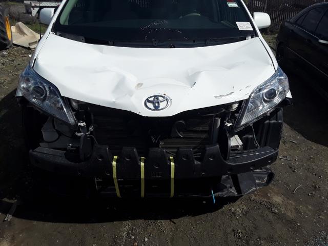 Photo 8 VIN: 5TDJK3DC5DS058726 - TOYOTA SIENNA LE 