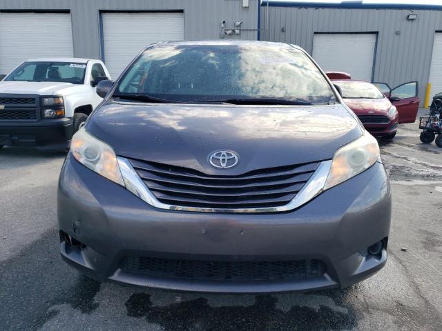 Photo 4 VIN: 5TDJK3DC5FS094628 - TOYOTA SIENNA LE 