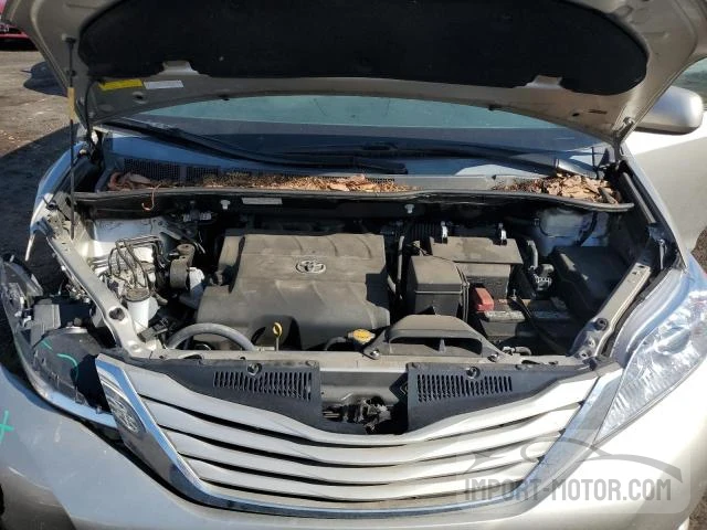 Photo 10 VIN: 5TDJK3DC5FS113310 - TOYOTA SIENNA 