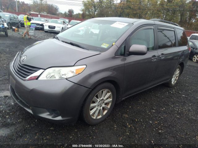 Photo 1 VIN: 5TDJK3DC6CS037236 - TOYOTA SIENNA 