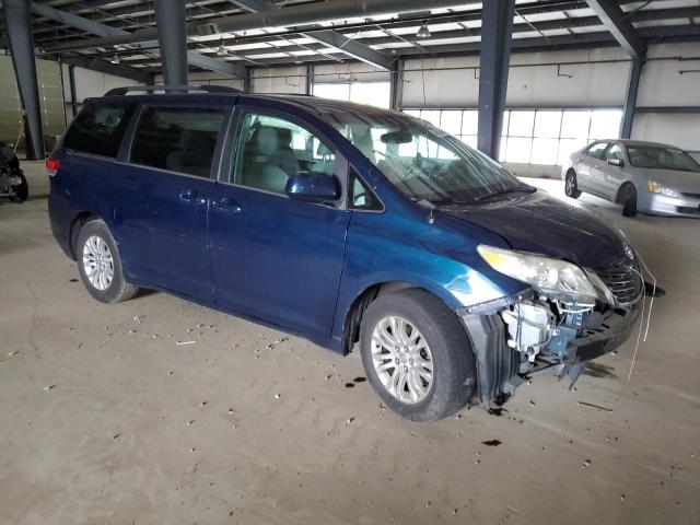 Photo 3 VIN: 5TDJK3DC6CS038838 - TOYOTA SIENNA LE 