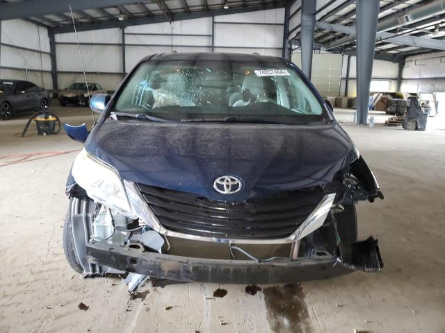 Photo 4 VIN: 5TDJK3DC6CS038838 - TOYOTA SIENNA LE 