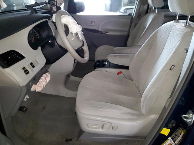 Photo 6 VIN: 5TDJK3DC6CS038838 - TOYOTA SIENNA LE 