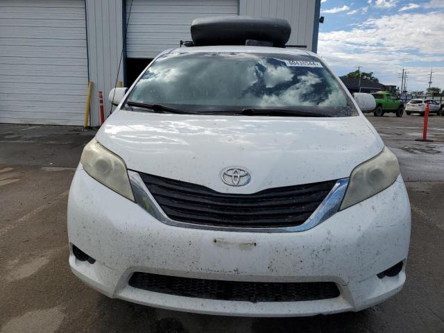 Photo 4 VIN: 5TDJK3DC6CS041576 - TOYOTA SIENNA LE 