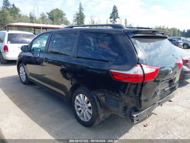 Photo 2 VIN: 5TDJK3DC6FS111923 - TOYOTA SIENNA 