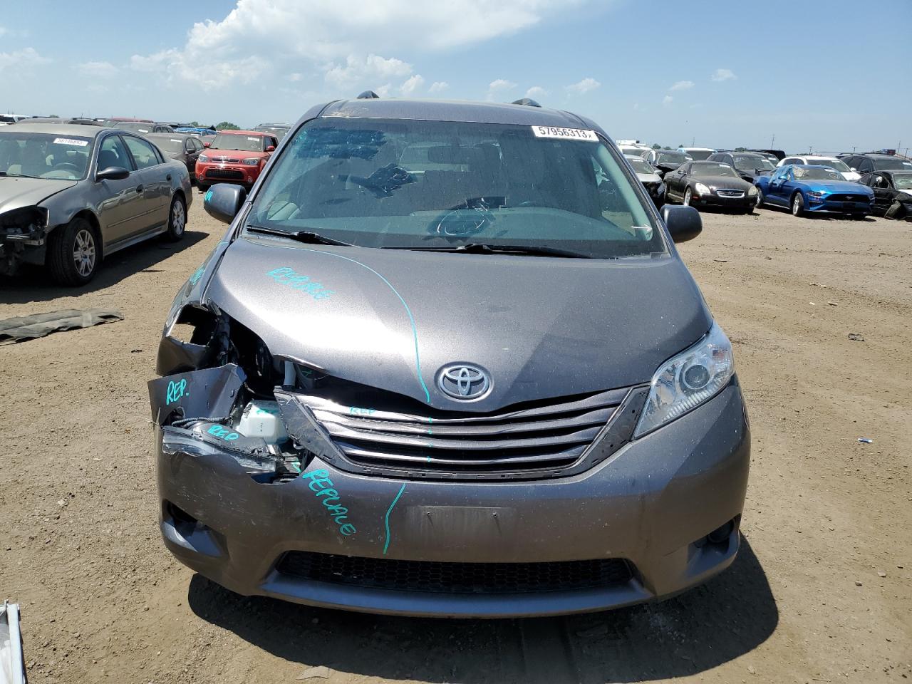 Photo 4 VIN: 5TDJK3DC6GS143319 - TOYOTA SIENNA 