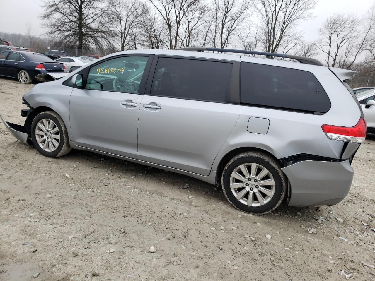 Photo 1 VIN: 5TDJK3DC7BS013364 - TOYOTA SIENNA 