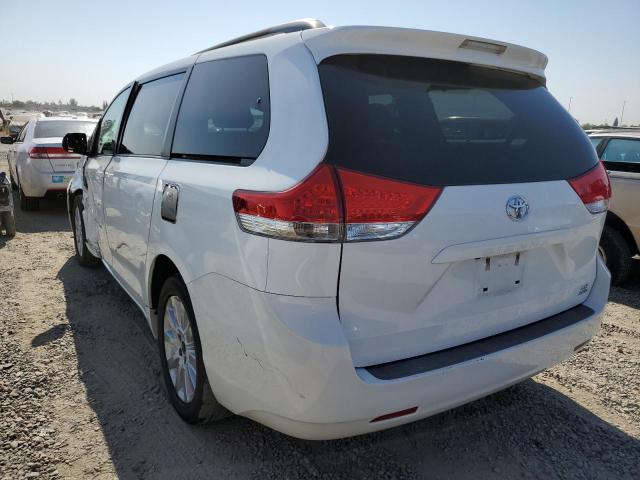 Photo 2 VIN: 5TDJK3DC7BS021836 - TOYOTA SIENNA LE 