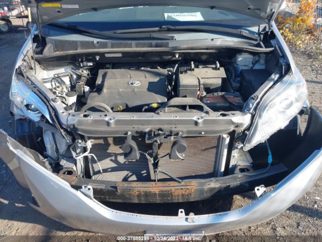 Photo 9 VIN: 5TDJK3DC7BS027622 - TOYOTA SIENNA 