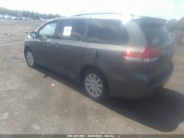 Photo 2 VIN: 5TDJK3DC7DS064575 - TOYOTA SIENNA 