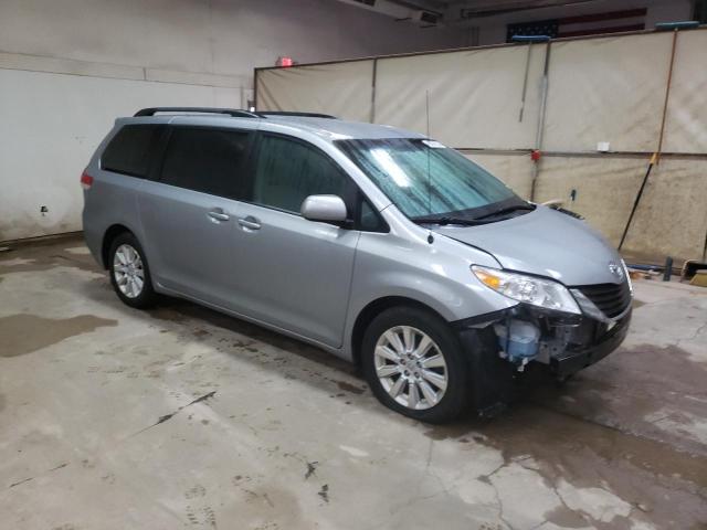 Photo 3 VIN: 5TDJK3DC7DS066844 - TOYOTA SIENNA LE 