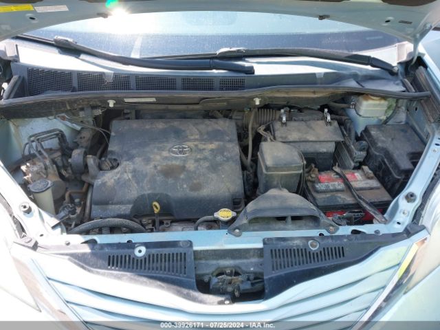 Photo 9 VIN: 5TDJK3DC7FS099104 - TOYOTA SIENNA 