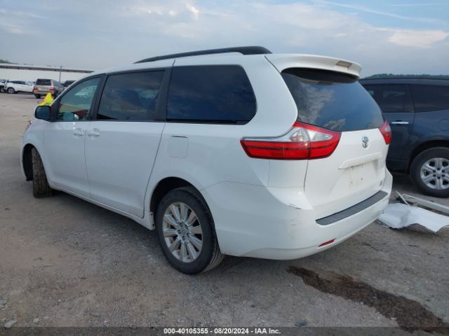 Photo 2 VIN: 5TDJK3DC7FS099393 - TOYOTA SIENNA 