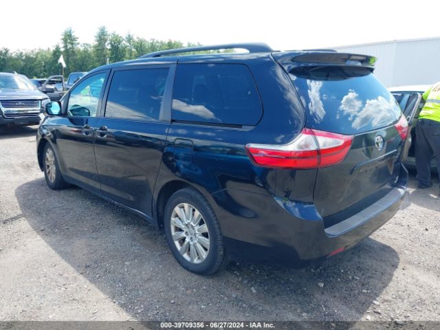 Photo 2 VIN: 5TDJK3DC7GS130028 - TOYOTA SIENNA 