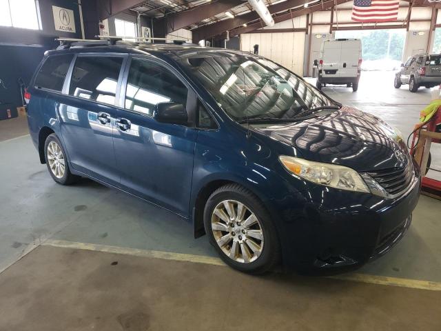 Photo 3 VIN: 5TDJK3DC8BS012689 - TOYOTA SIENNA LE 