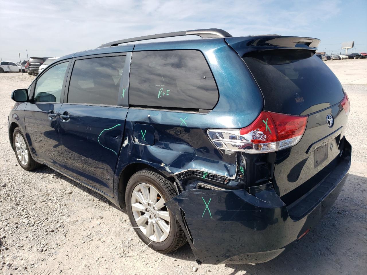 Photo 1 VIN: 5TDJK3DC8CS032698 - TOYOTA SIENNA 