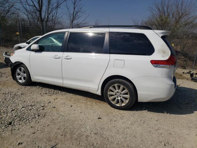 Photo 1 VIN: 5TDJK3DC8CS038890 - TOYOTA SIENNA LE 