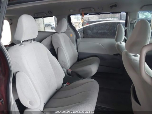 Photo 7 VIN: 5TDJK3DC8CS040929 - TOYOTA SIENNA 