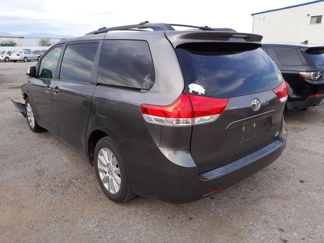 Photo 2 VIN: 5TDJK3DC8DS056310 - TOYOTA SIENNA LE 