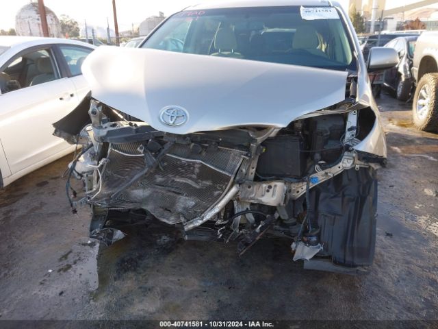 Photo 5 VIN: 5TDJK3DC8FS097068 - TOYOTA SIENNA 