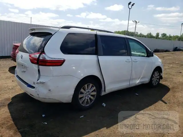 Photo 2 VIN: 5TDJK3DC8FS127671 - TOYOTA SIENNA 