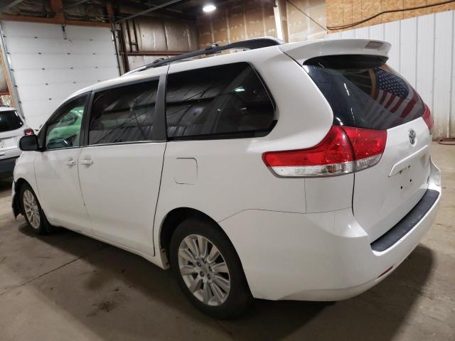 Photo 1 VIN: 5TDJK3DC9BS027878 - TOYOTA SIENNA LE 