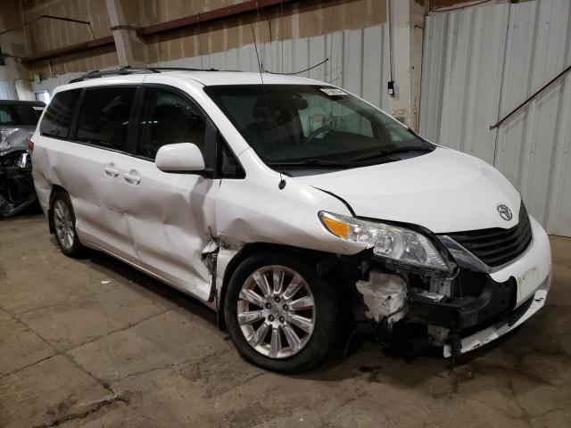 Photo 3 VIN: 5TDJK3DC9BS027878 - TOYOTA SIENNA LE 