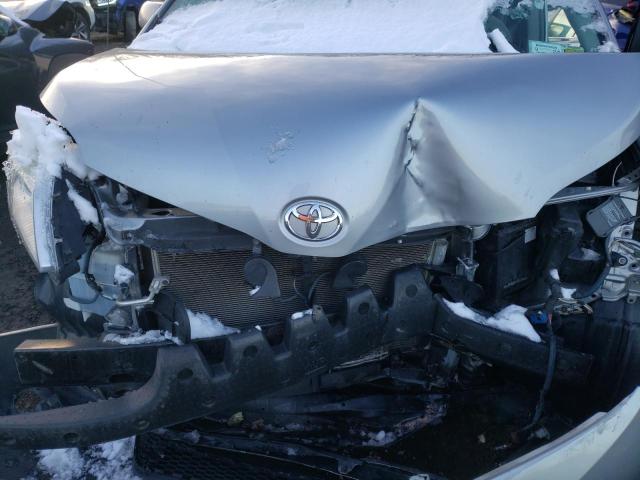 Photo 11 VIN: 5TDJK3DC9CS042866 - TOYOTA SIENNA LE 