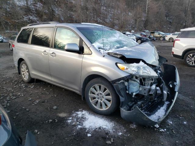 Photo 3 VIN: 5TDJK3DC9CS042866 - TOYOTA SIENNA LE 