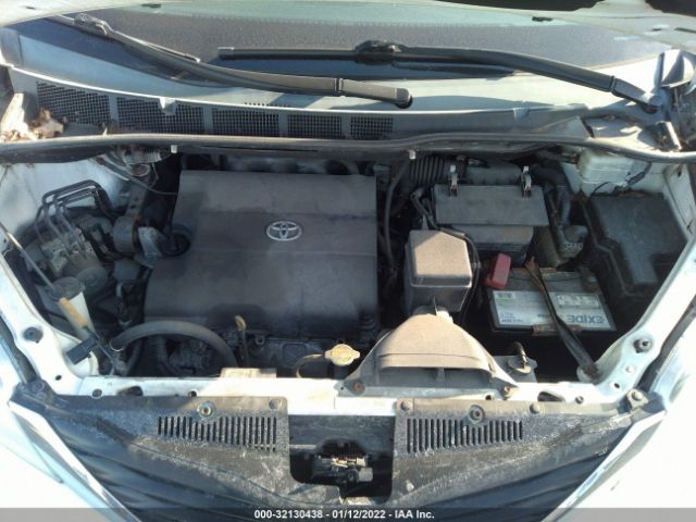 Photo 9 VIN: 5TDJK3DC9CS048943 - TOYOTA SIENNA 