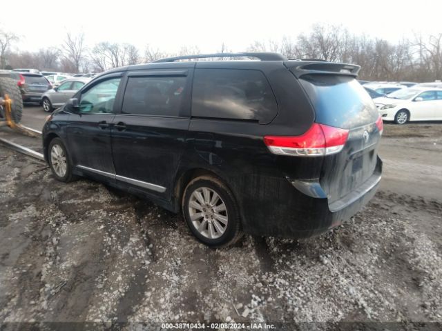 Photo 2 VIN: 5TDJK3DC9DS058485 - TOYOTA SIENNA 