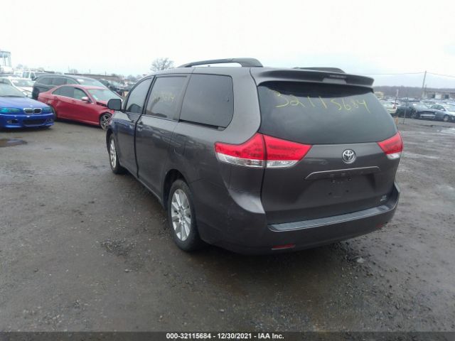 Photo 2 VIN: 5TDJK3DC9DS065775 - TOYOTA SIENNA 