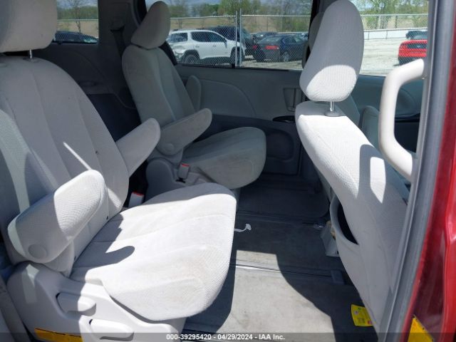 Photo 7 VIN: 5TDJK3DC9ES084070 - TOYOTA SIENNA 