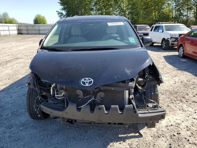 Photo 4 VIN: 5TDJK3DC9FS100737 - TOYOTA SIENNA LE 