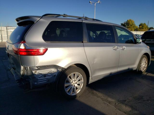 Photo 2 VIN: 5TDJK3DC9FS104643 - TOYOTA SIENNA LE 