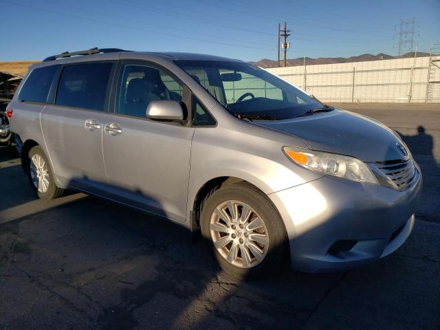 Photo 3 VIN: 5TDJK3DC9FS104643 - TOYOTA SIENNA LE 